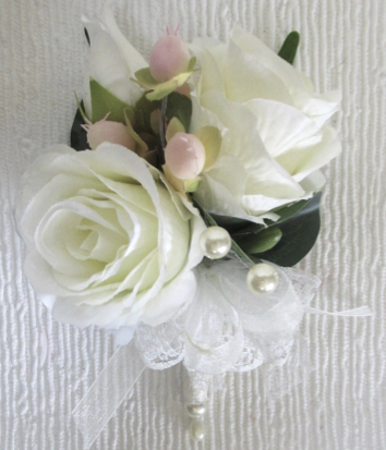 ivory silk rose corsage with blush pink berries, mother of the bride corsage